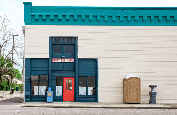 Porta potty delivery and setup in Six Mile, SC